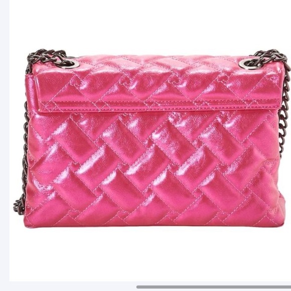 💓💓NWT- BETSEY JOHNSON PINK QUILTED SHOULDER BAG💓💓 - Picture 5 of 10